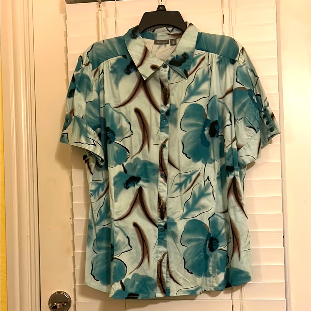 Apt. 9 Blue and Brown Casual Button Down Shirt